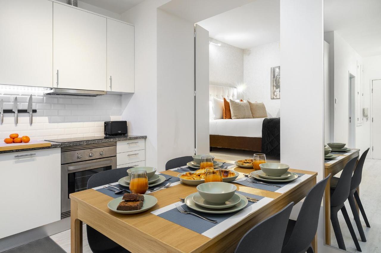 Whome Lisbon'S Best Kept Secret: 2-Bed W/Ac & Patio Exterior photo